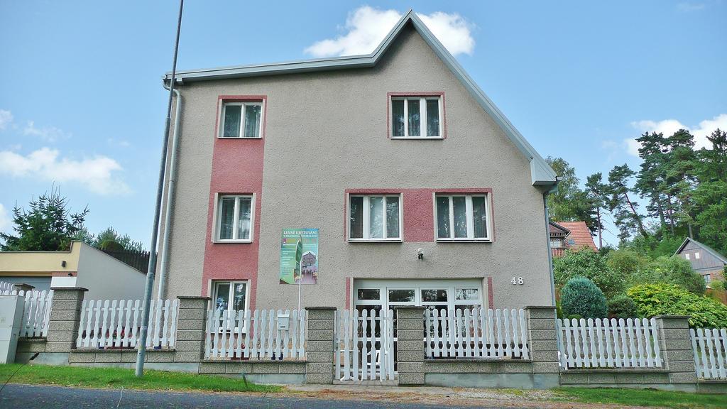 Jičín Penzion Prachov מראה חיצוני תמונה